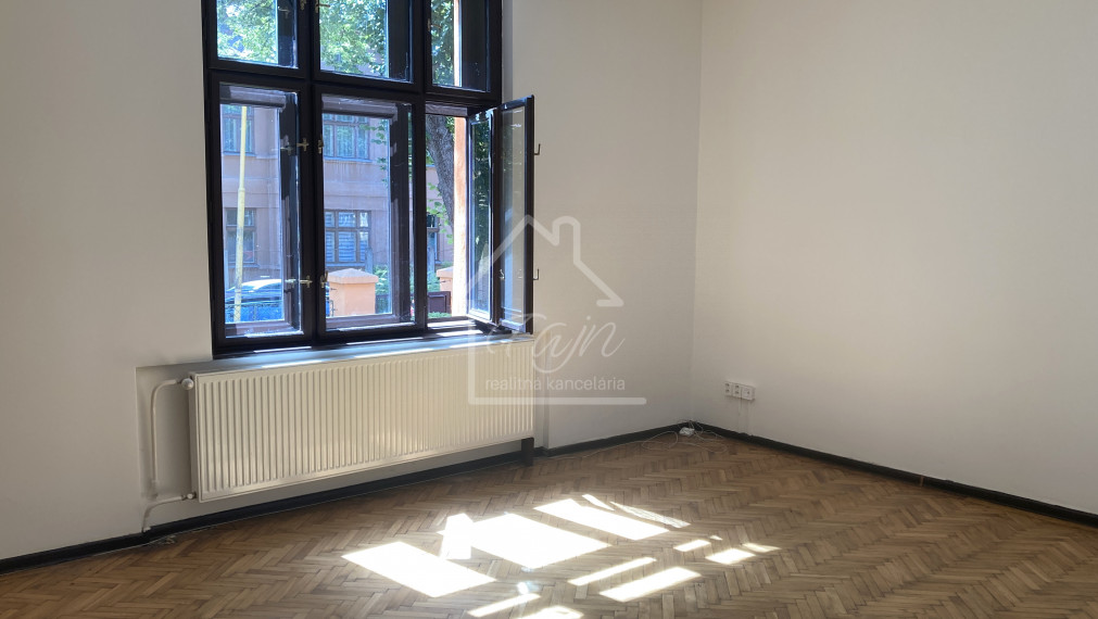 kancelárske priestory v centre na prenájom