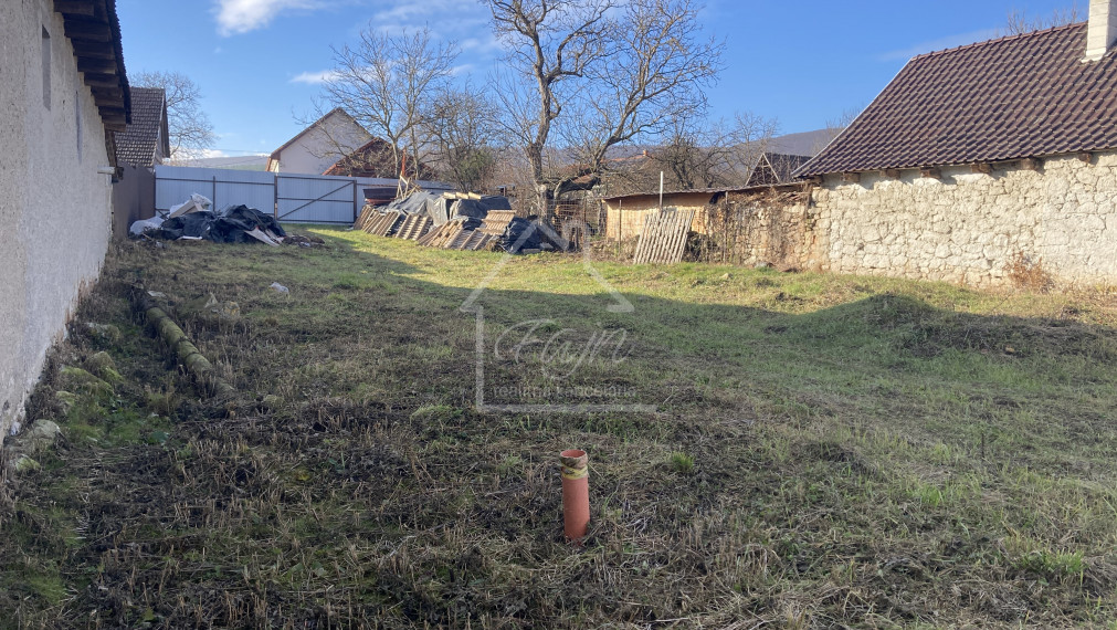 Stavebný pozemok v Maďarsku – krásne výhľady, kompletné siete! 🌿🏡 Fuzérkomlós, 25km od Košíc